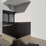 Nyirfa Apartmanhaz *