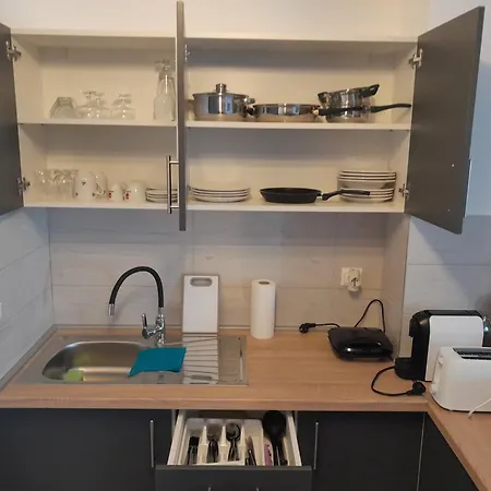 Nyirfa Apartmanhaz