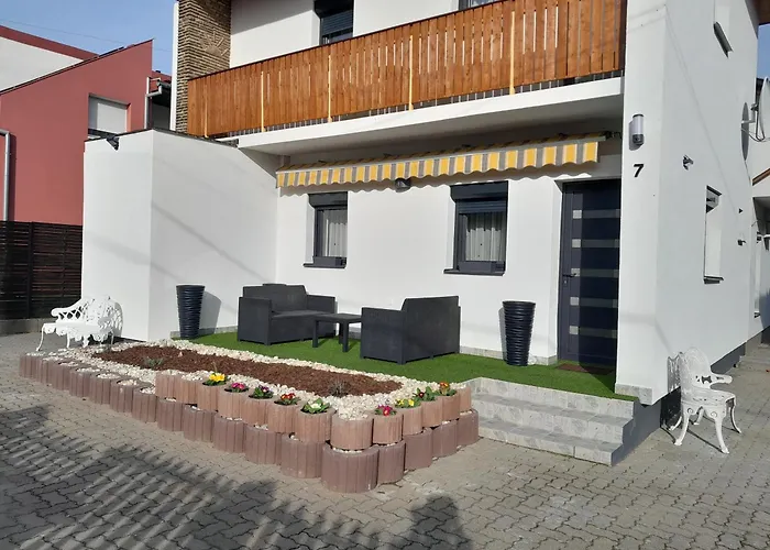 Nyirfa Apartmanhaz Lägenhet Zalakaros