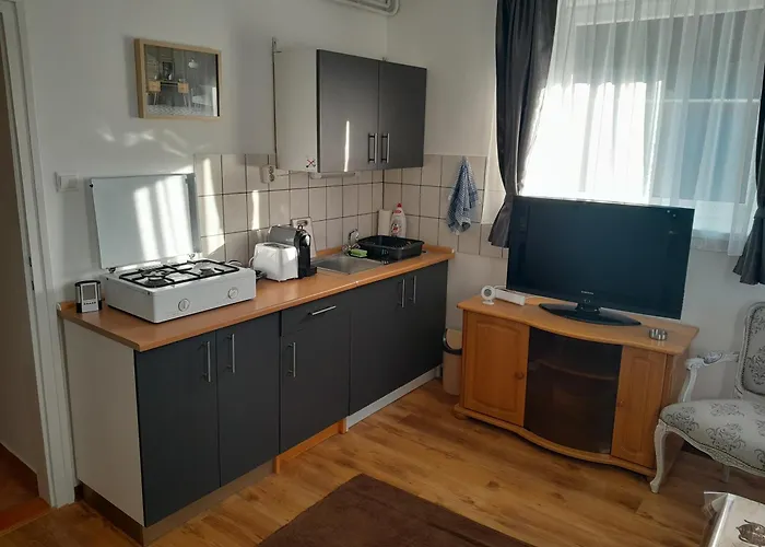 Nyirfa Apartmanhaz Lägenhet Zalakaros