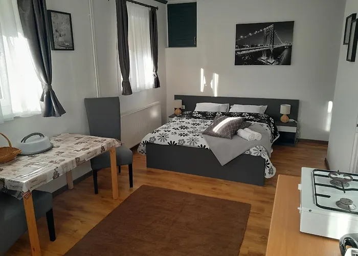 Appartement Nyirfa Apartmanhaz Zalakaros