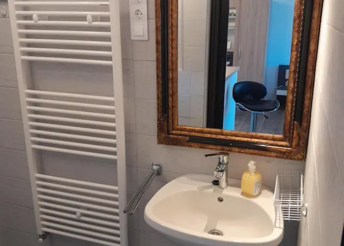 Nyirfa Apartmanhaz Lägenhet Zalakaros