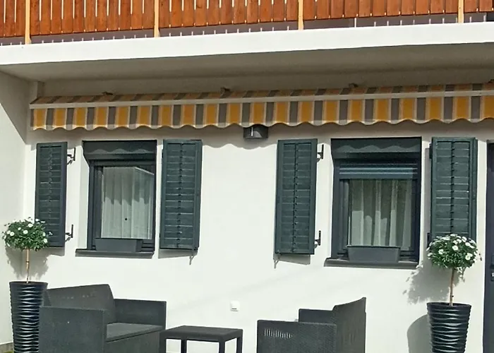 Nyirfa Apartmanhaz Appartement